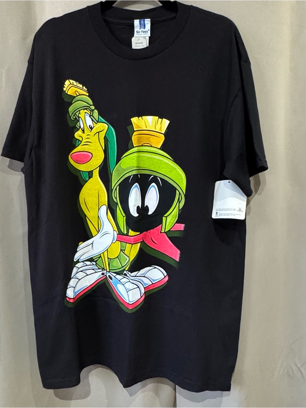 Rare Vintage Looney Tunes Marvin the Martian and K9 Graphic Tee / Six Flags